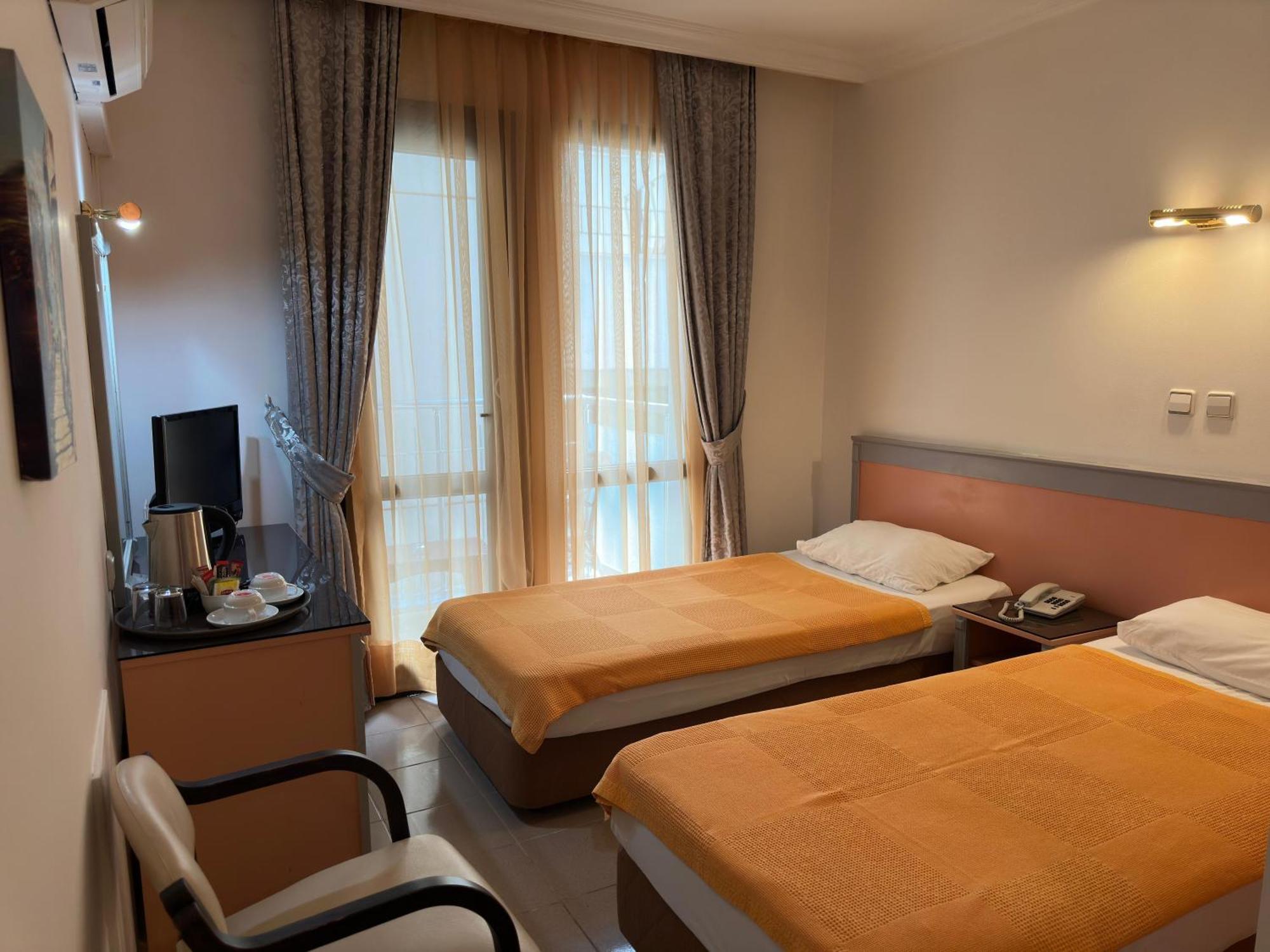 Ata Park Hotel Фетие Екстериор снимка