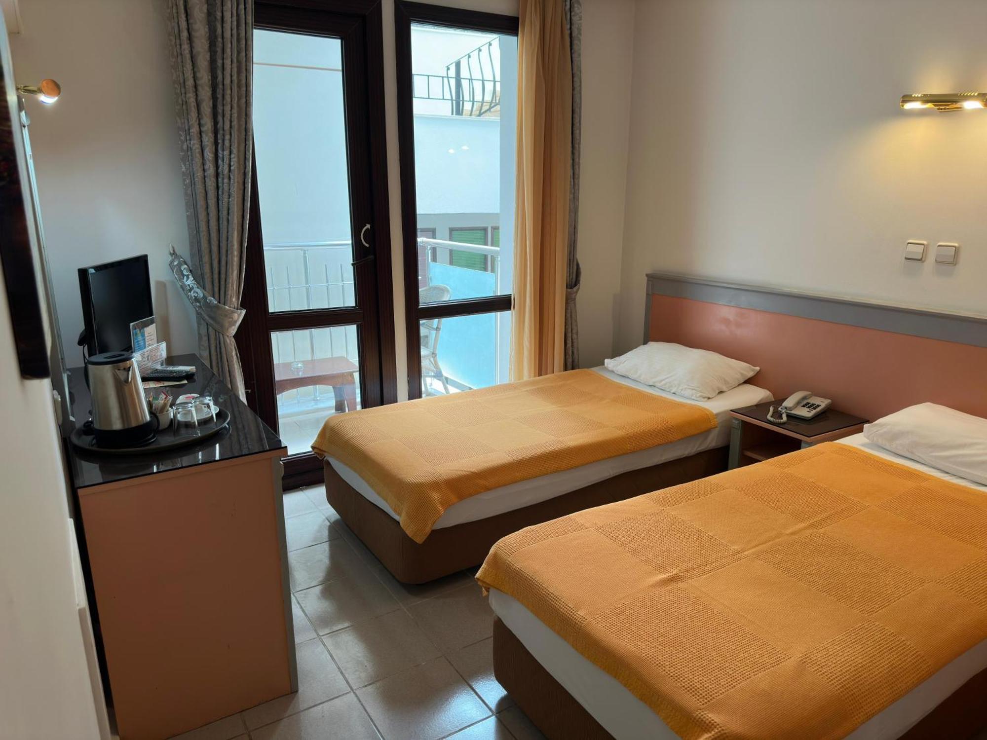 Ata Park Hotel Фетие Екстериор снимка